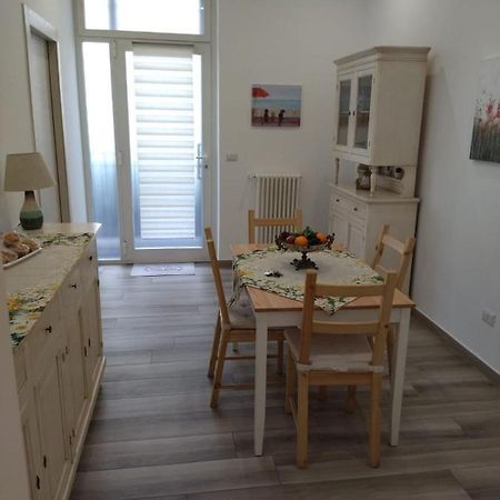 Casa Lucia Apartment Bari Bagian luar foto