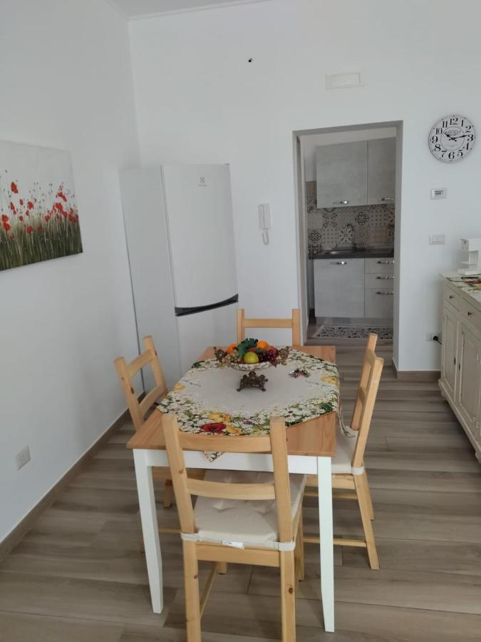 Casa Lucia Apartment Bari Bagian luar foto