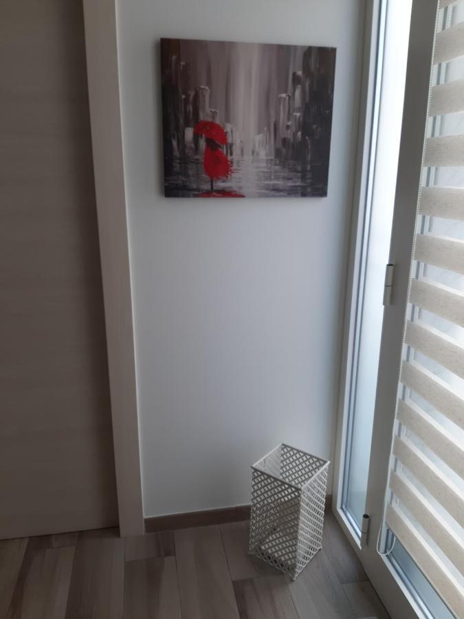 Casa Lucia Apartment Bari Bagian luar foto